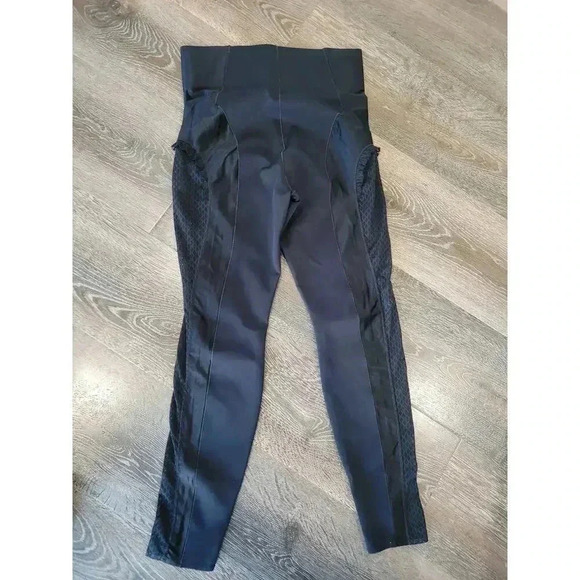 Nike Women's Size M Black High-Waisted 7/8 Training Mesh Tights #11 - Picture 2 of 8